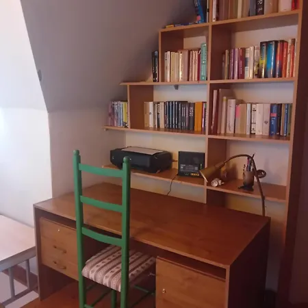 Utulne Zatisie V Zoborskom Dome Nyitra